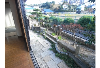庭部分