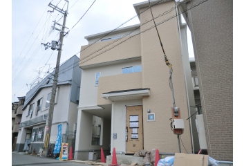 だんだん建物の形が分かるようになりました！