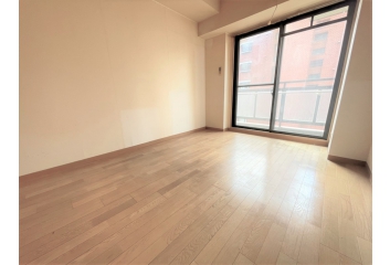 お部屋は南向きで陽当たり、風通し良好です。