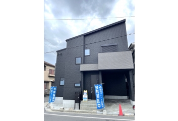 車の出し入れラクラク！駐車もスムーズ