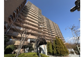 神戸電鉄粟生線「鈴蘭台西口」駅徒歩約8 分！